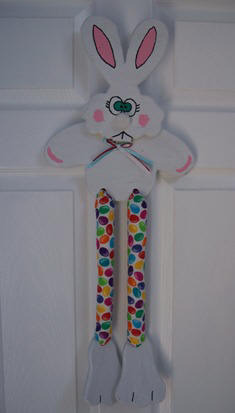 Craft an Easter Bunny Wall hanging from wood